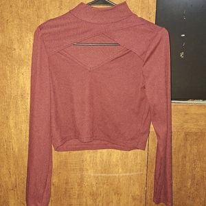 Jolie & Joy CutOut Long Sleeve Cropped Top